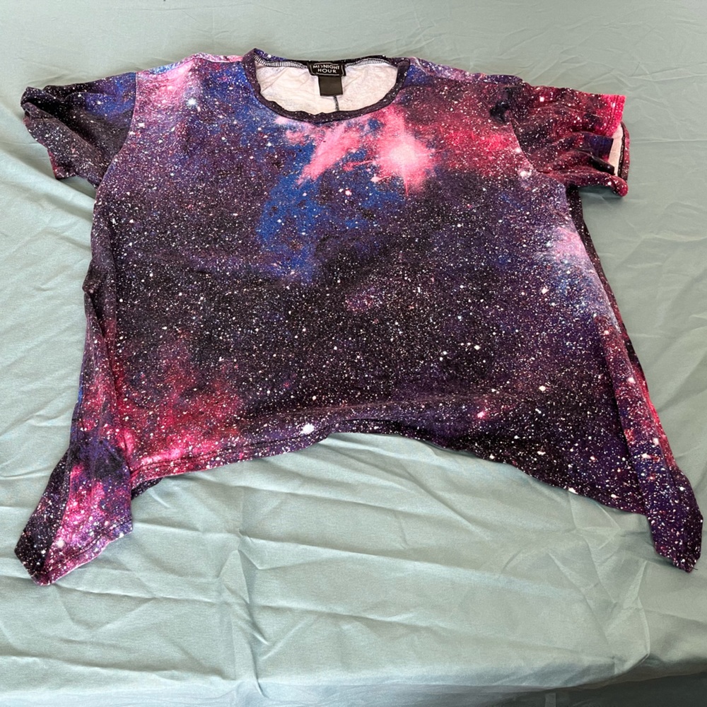 Vintage Hot topic galaxy shirt